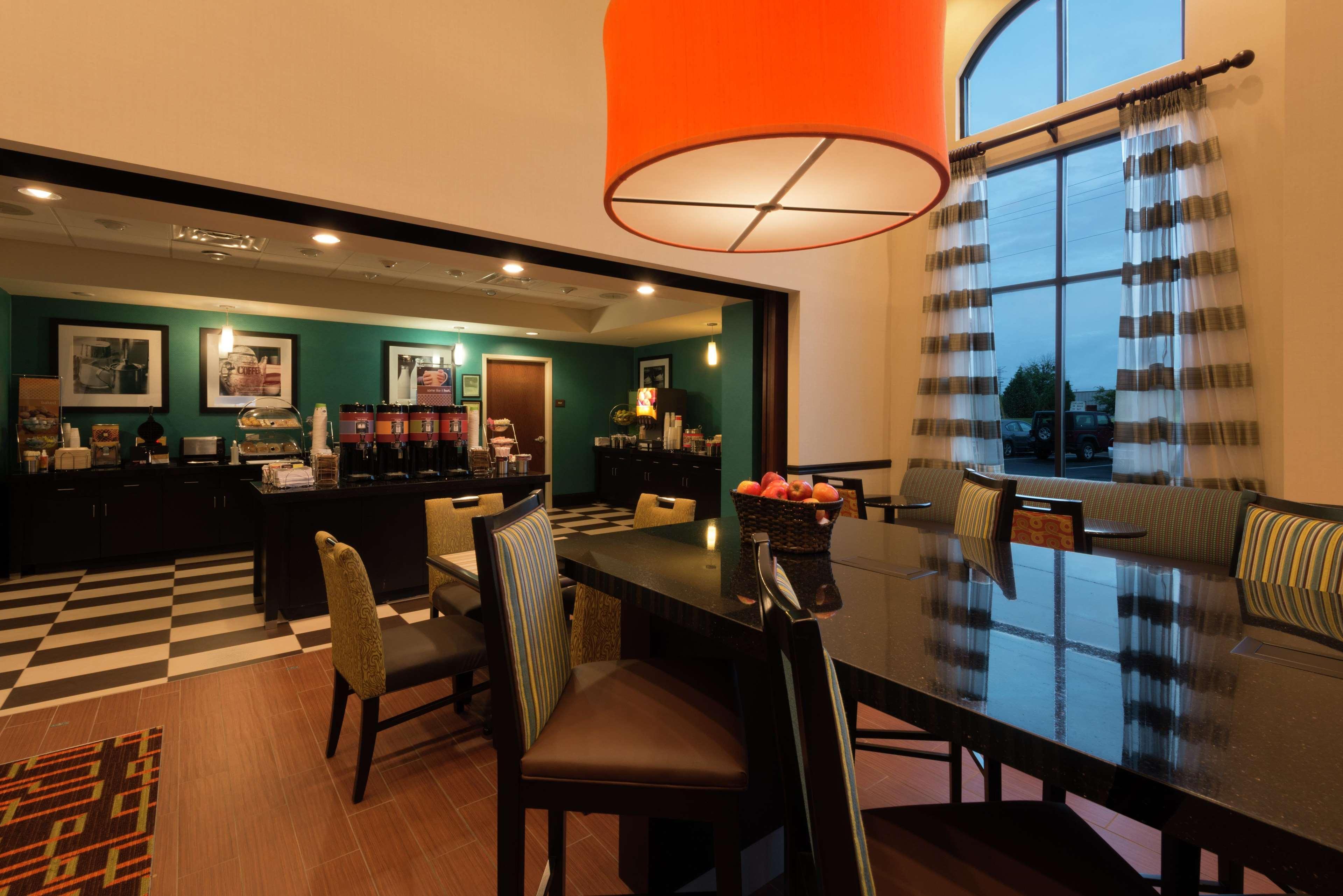 Hampton Inn&Suites Clarksville Extérieur photo